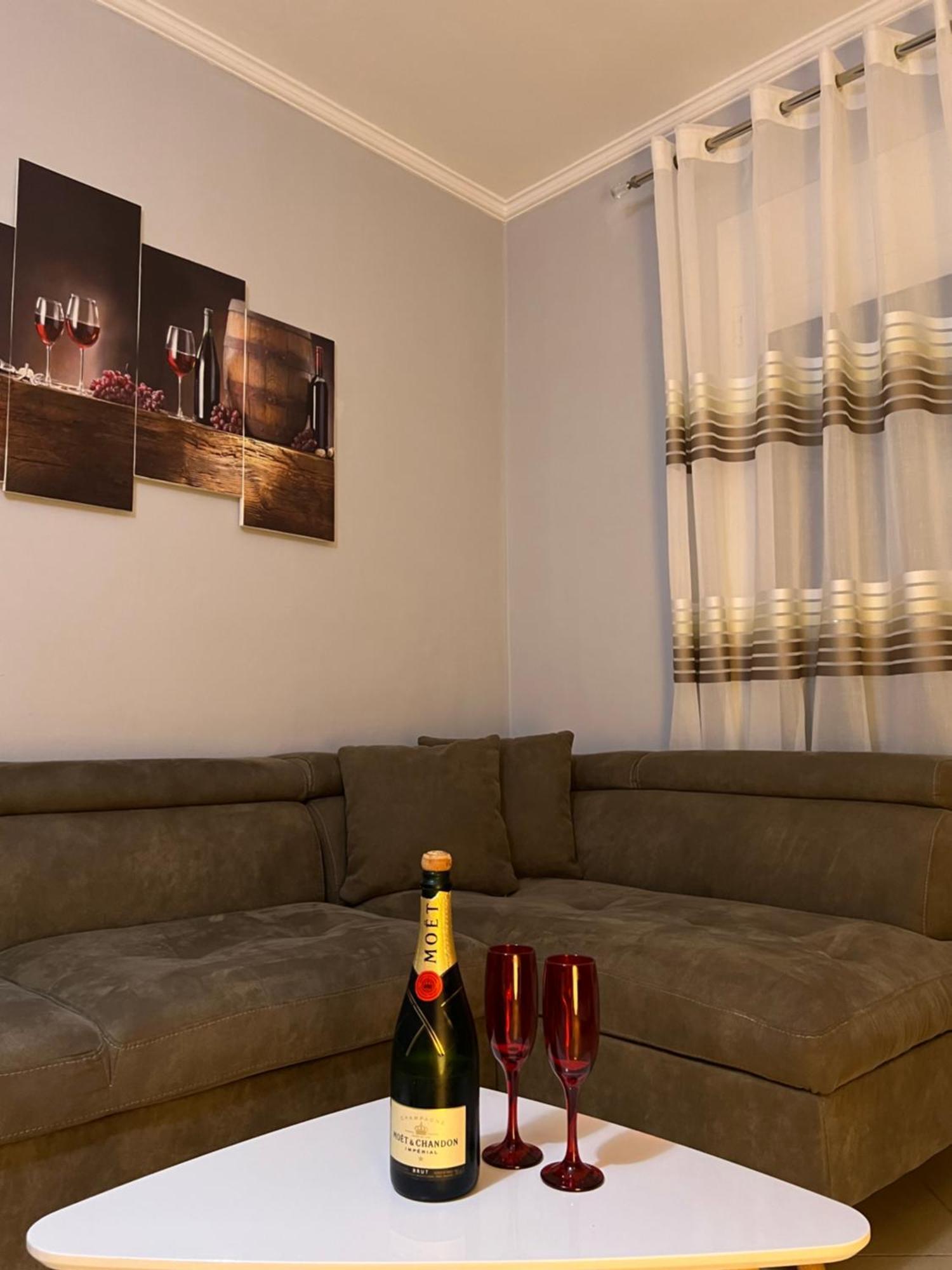 Sunset Apartments Lungomare วญอเรอ ภายนอก รูปภาพ